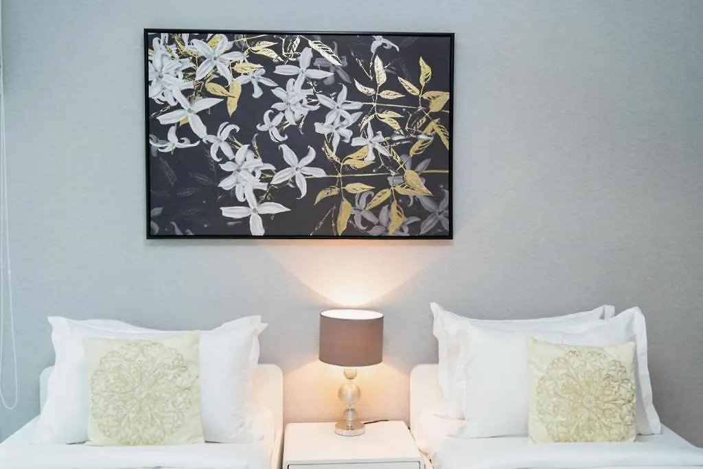 Modern Luxury 2Br At Bd 29 Blvd Apartment Dubai United Arab Emirates